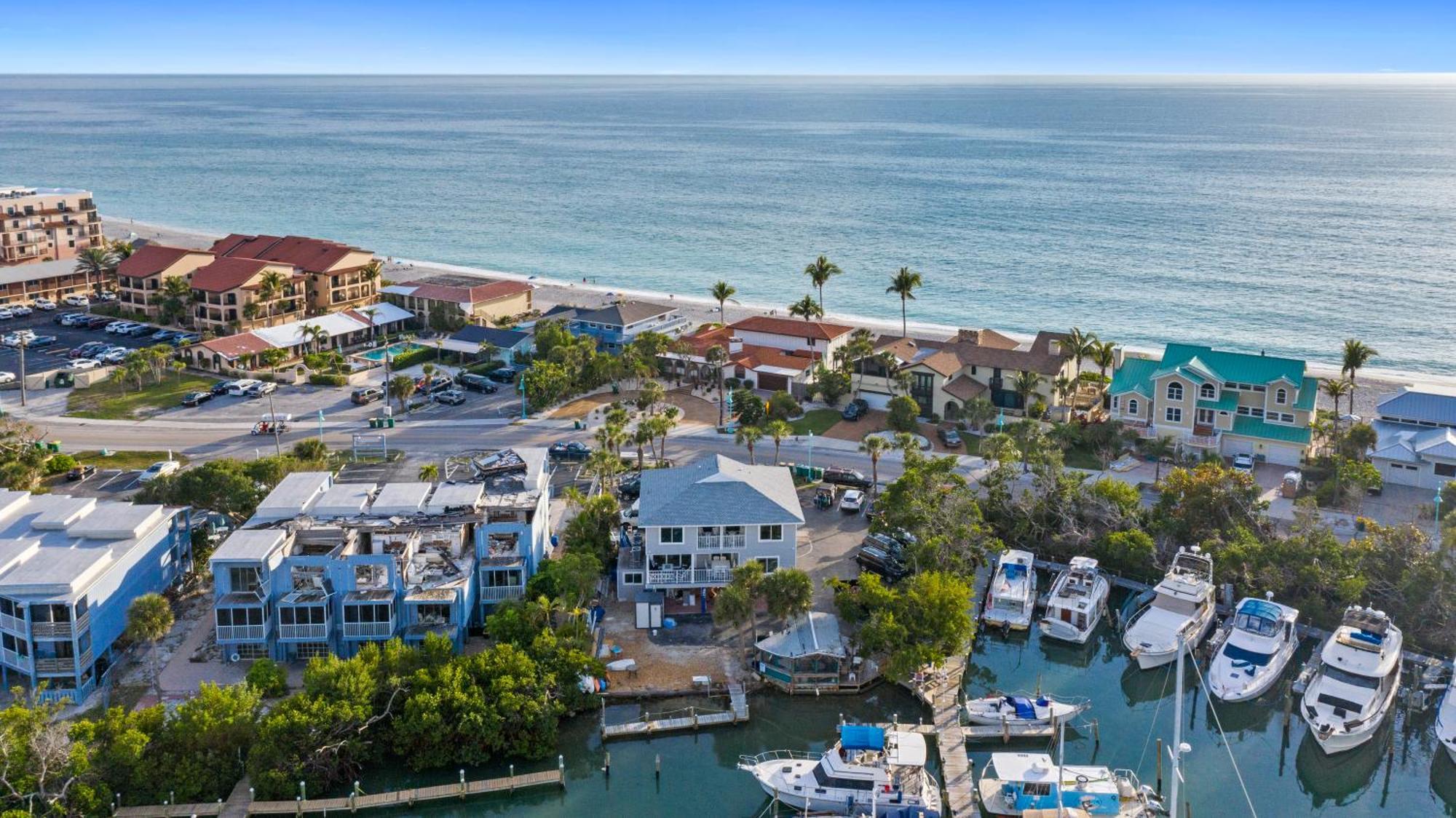 恩格尔伍德Chadwick Cove Marina公寓式酒店 外观 照片